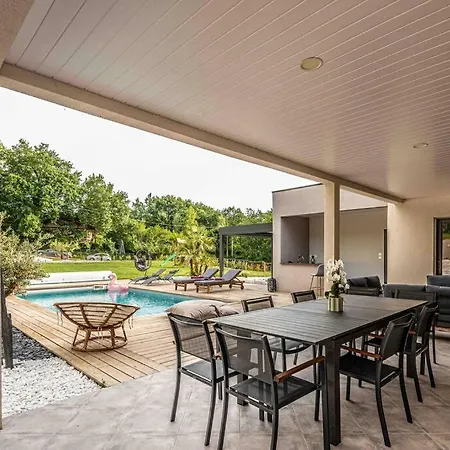 Villa ***** Piscine Chauffee, Jaccuzi, Petanque Moirax