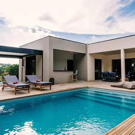 Villa ***** Piscine Chauffee, Jaccuzi, Petanque